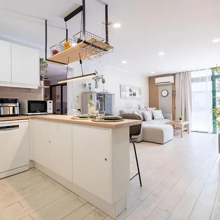 Paz Ocean View Luxury, 2 Air Conditioners, Fast Wifi, Heated Pool *