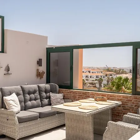 Paz Ocean View Luxury, 2 Air Conditioners, Fast Wifi, Heated Pool * San Miguel de Abona